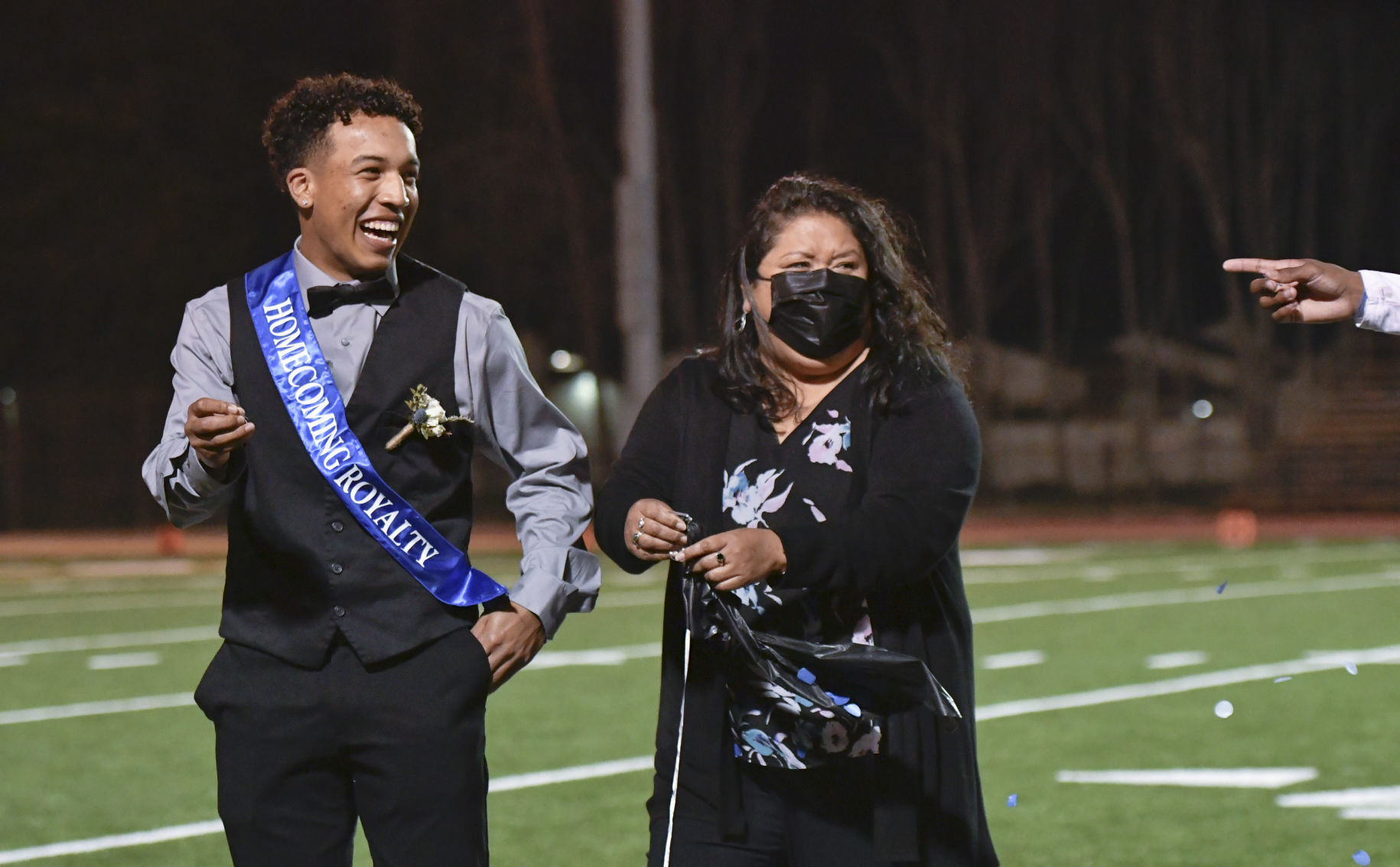 040221 Lompoc Homecoming 04.JPG
